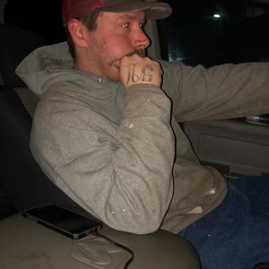 Meet your Posher, Travis